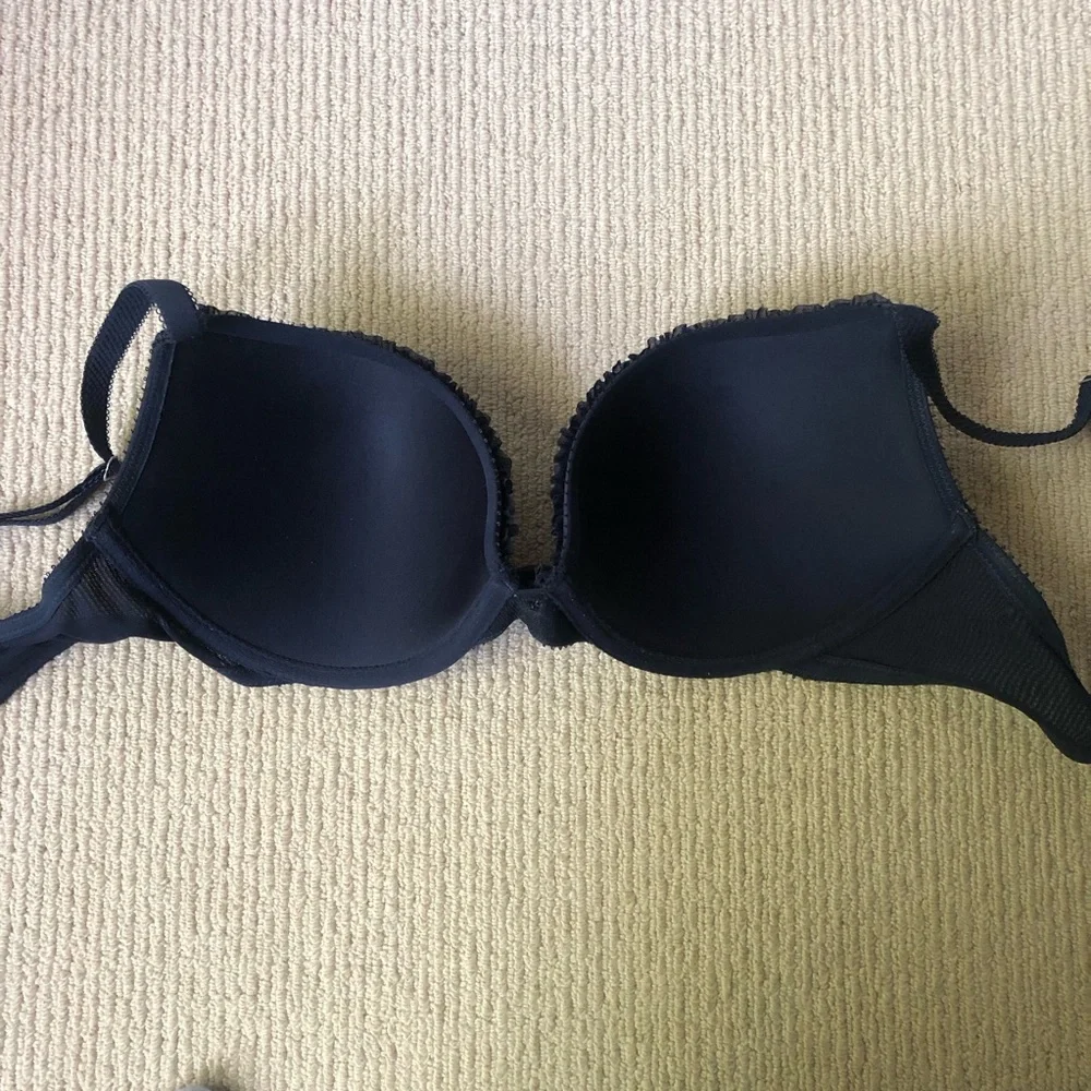 Set of 3 Bras- All 34D - Pink, Navy, and Black - Picture 8 of 16